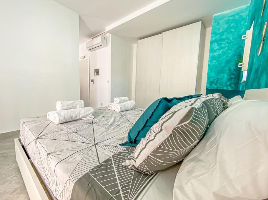 Lovely 1- Bedroom Apartment In Floriana Екстериор снимка